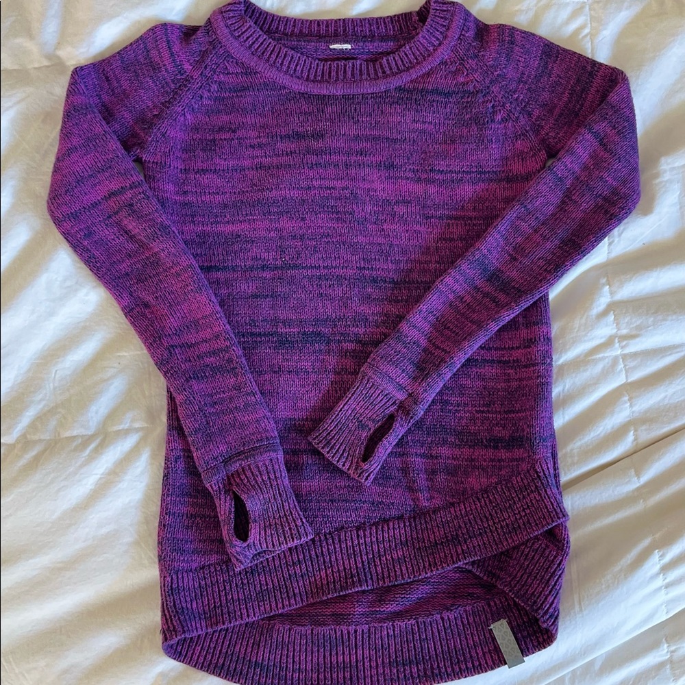 Iviva sweater